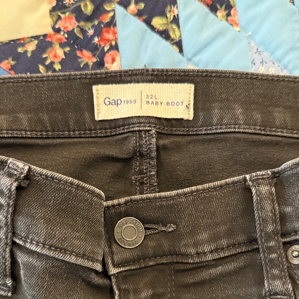 GAP Women's Charcoal Boot Cut Jeans